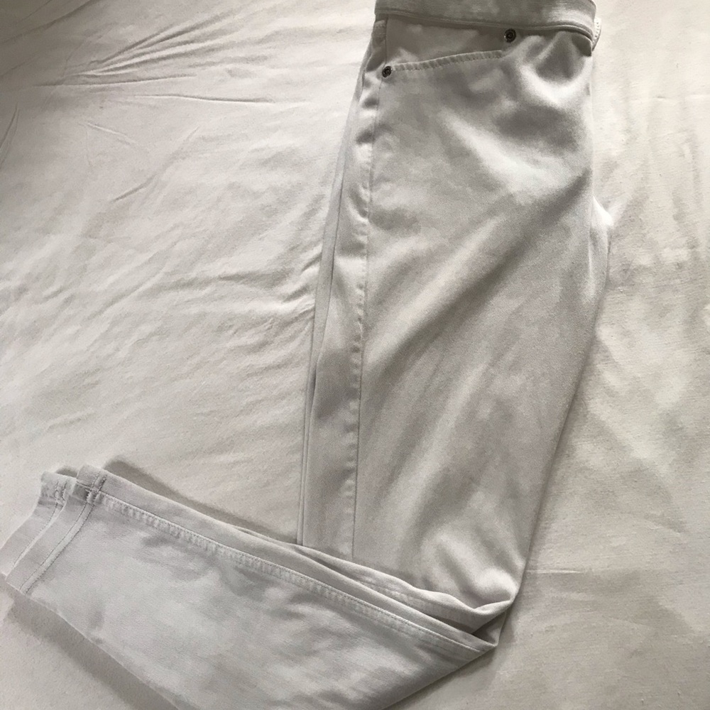Hue Cropped White Jeggings
